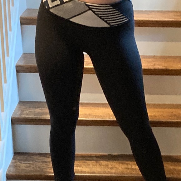 Reversible lululemon leggings - Picture 1 of 2